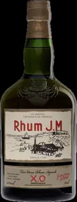Bouteille de spiritueux : XO de la marque Rhum J.M