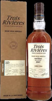 Bouteille de spiritueux : Single Cask de la marque Trois Rivières