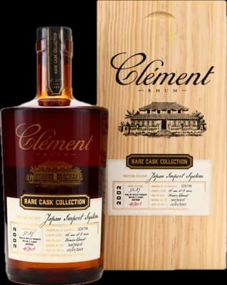Bouteille de spiritueux : Rare Cask Collection Japan Import System de la marque Clément