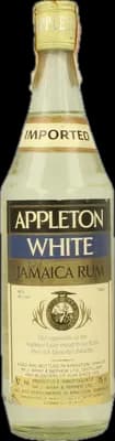 Bouteille de spiritueux : White Jamaica Rum de la marque Appleton Estate
