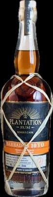 Bouteille de spiritueux : Barbados de la marque Plantation